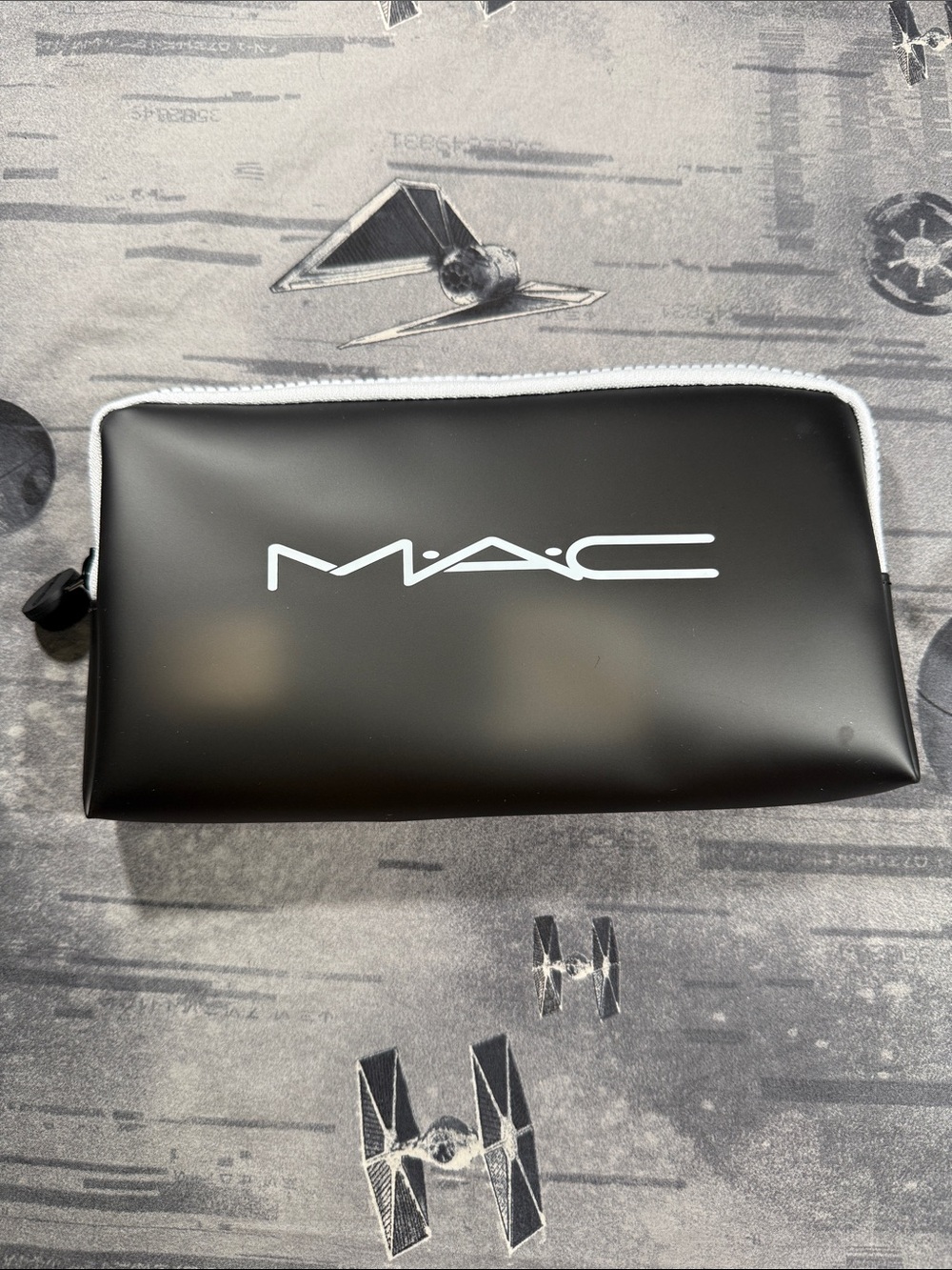 MAC TRANSLUCENT BLACK TRAVEL MAKEUP BAG